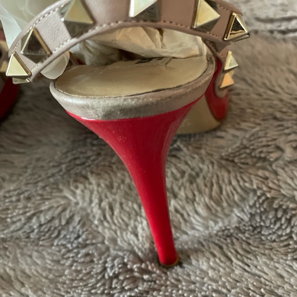 Valentino Rockstud Sandals 37 1/2 - Picture 6 of 16